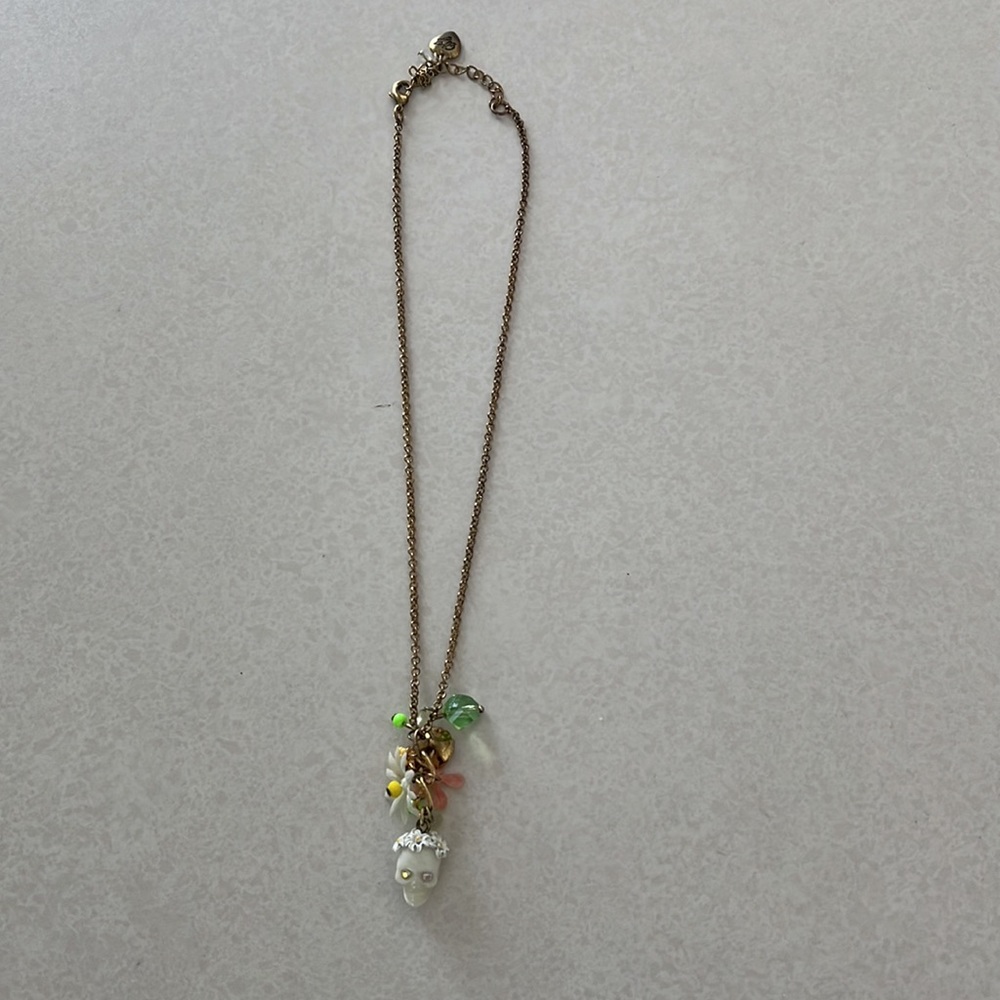 Betsey Johnson Necklace - Picture 2 of 6